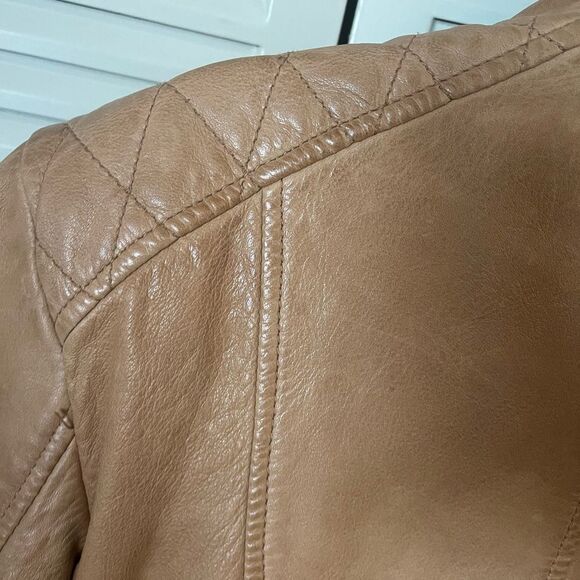 Danier Light Brown Leather Women's Jacket size SP - Picture 10 of 12